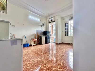 Căn Hộ Ban Công Đầy Đủ Nội Thất Rộng Rãi Thoáng Mát Ngay Aeon Tân Phú