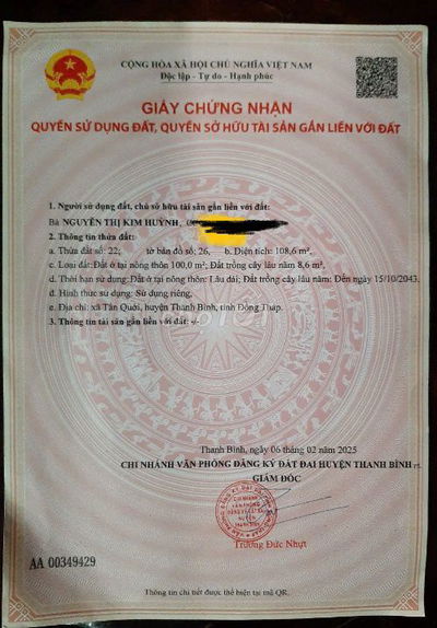 Cần bán nhà mặt tiền ngay ngã ba