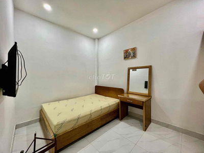 Cho Thuê Trọ 15m2 Full Nội Thất Giờ Tự Do Ngay CV Lê Thị Riêng Q10