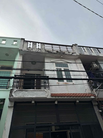 4x10.5 giá 3,95 tỷ đường số 8 hẻm xe hơi