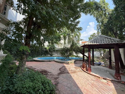 cho thuê nhà mặt tiền ngô quang huy