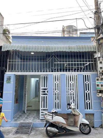 Bán rẻ nhà tân đông hiệp dĩ an gần trung tâm y tế