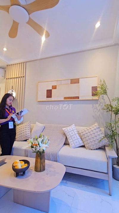 CĂN HỘ 2PN 52M2 TRẺ TRUNG, HIỆN ĐẠI, BÀN GIAO ĐẦY ĐỦ NỘI THẤT GỖ