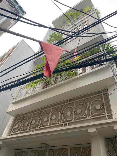 CHO THUÊ NHÀ NGUYÊN CĂN NGÕ 640 NGUYỄN VĂN CỪ