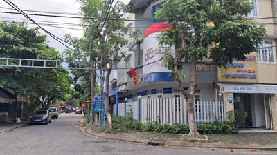 Mặt bằng kinh doanh