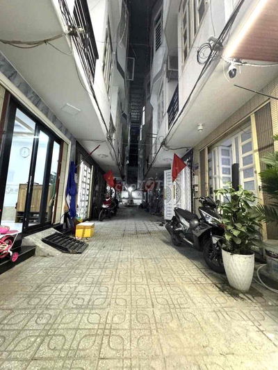 Bán nhà mới 4 lau vào ở liền tại thị trấn nhà bè