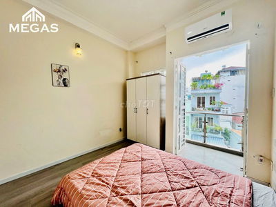 CHO THUÊ STUDIO BAN CÔNG NGAY EMART PHAN VĂN TRỊ FULL NỘI THẤT