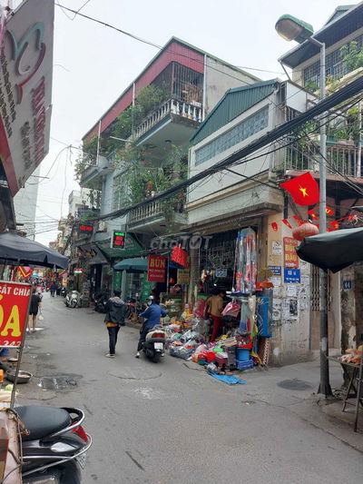 Chính chủ bán nhà mặt tiền đường Pháo Đài Láng P. Láng Hà Nội