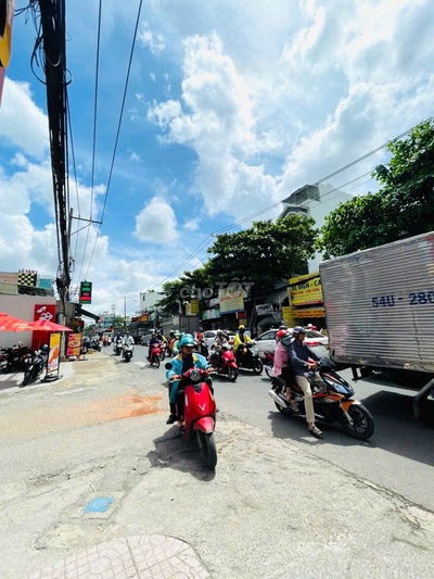 Bán nhà MTKD Bình Long, DT 6.55mx37.5m, trệt + lầu, giá 23 tỷ