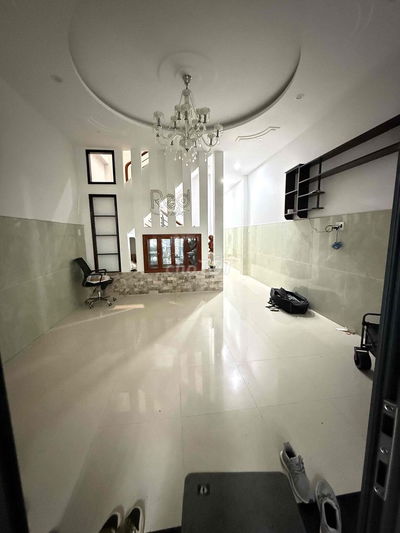 Cho thuê nhà mặt tiền Hoà An 8 ( 2 tầng ) Diện tích: 4m5 x 22m5