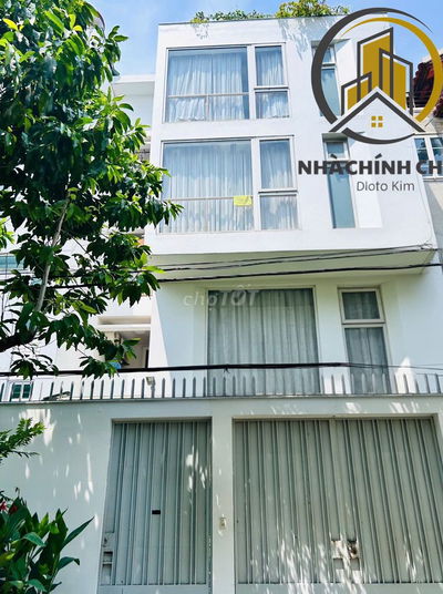 NHÀ ĐƯỜNG HỒ VĂN HUÊ DT: 9X20M TRỆT 3 LẦU CÓ THANG MÁY, CHO THUÊ