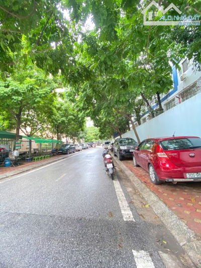 Bán nhà PHÂN LÔ Lưu Hữu Phước, VỈA HÈ, KINH DOANH, VIEW công viên, nhỉnh 24 tỷ.