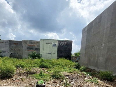 BÁN GẤP 96m2 (5 x 19,2) FULL THỔ, HẺM 5m ĐƯỜNG 11 P.LINH XUÂN