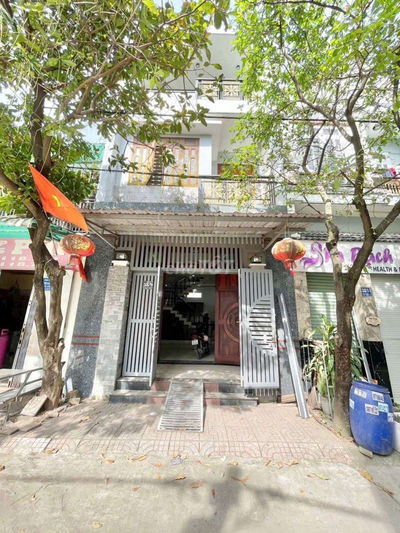 Nhà phố kdc Tân Hòa kế bên đường Thống Nhất và chợ Đông Hòa Dĩ An