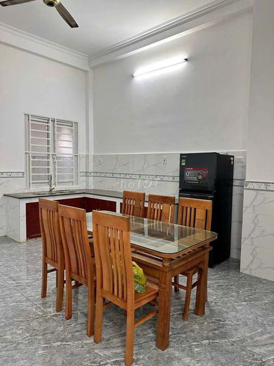 Cho thuê nhà full nội thất khu tên lửa 5*20m ba lầu