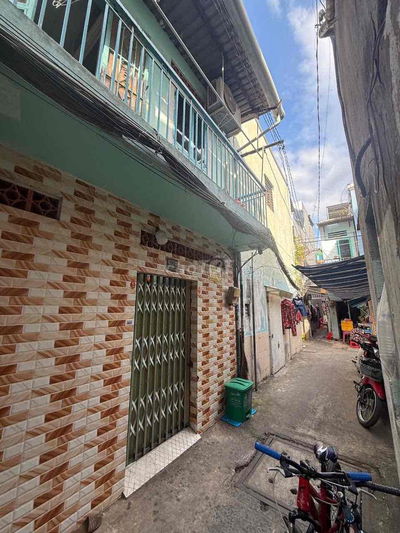 nhà bán chính chủ công chứng ngay trong ngày