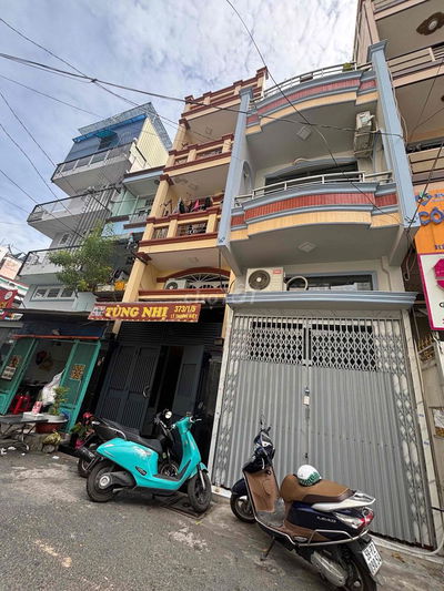 Bán nhà 4 tầng mặt tiền hẻm 8m, lý thường kiệt, Tân bình. Nhỉnh 6tỷ