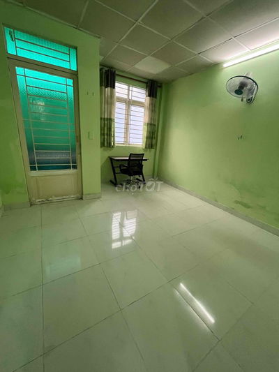 phòng cho NỮ thuê quan 5 gan chợ an đông laza các trường đại hoc.