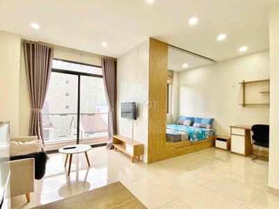 STUDIO BAN CÔNG SIÊU THOÁNG - HIM LAM QUẬN 7