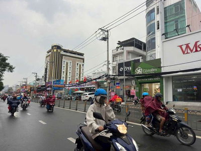 MẶT BẰNG MẶT TIỀN NGUYỄN THỊ THẬP NGAY NGÃ TƯ ĐA KHOA Q7