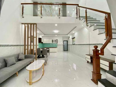 Nhà góc 2 mặt tiền đường - Gần làng Đh Quốc Gia - Chỉ 5.25 Tỷ ở ngay