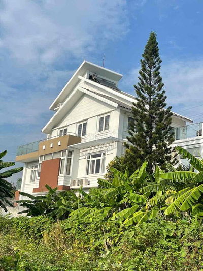 Bán biệt thự MT sông Sài Gòn 9m dài 60m 3 tầng