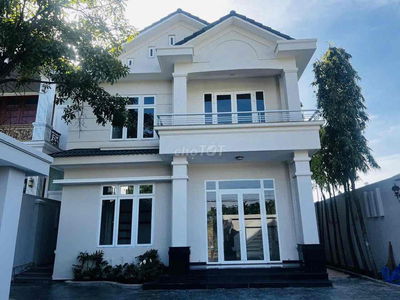 BIỆT THỰ SÂN VƯỜN LỚN KDC BÁCH KHOA ĐỖ XUÂN HỢP CAO TỐC GLOBAL MỚI XÂY