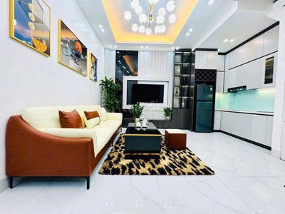Đống Đa -  Chùa Láng - Nguyễn Chí Thanh - Ngõ rộng - 35m - 5T -6,35 tỉ