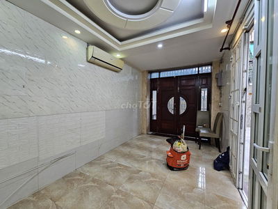 Cho thuê mặt bằng kinh doanh hoặc để ở