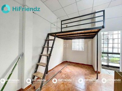 CHO THUÊ PHÒNG CÓ GÁC GIÁ RẺ - CỬA SỔ - BAN CÔNG SAU LƯNG ETOWN