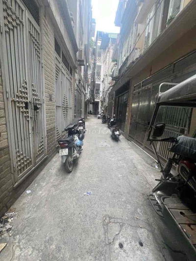 TT CẦU GIẤY NHÀ 4 TẦNG CŨ Chủ MỚI  XÂY MỚI TOÀ 7 TẦNG THANG MÁY CHO