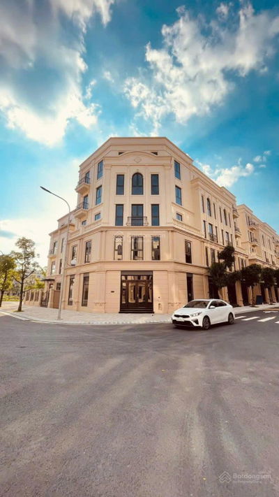 Vinhomes Cổ Loa Tháng 11/2025 - Tinh Hoa, Thịnh Vượng, Cát Tường Có Gì Hấp Dẫn?