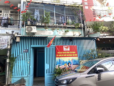 nhà mặt tiền 50m2, nhà trống, đường Hoà Hảo, phường vườn lài Tp HCM