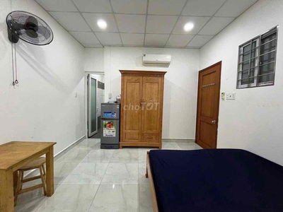 CHO THUÊ PHÒNG ĐẸP FULL NỘI THẤT - THANG MÁY