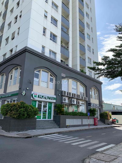 Bán căn góc 3pn 2wc view Q1 ngắm pháo hoa c/c Dreamhome Palace Quận 8