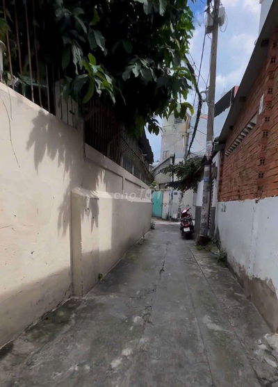 Nhà Nguyễn Văn Nghi p7 cn 97m2 sát mặt tiền đường