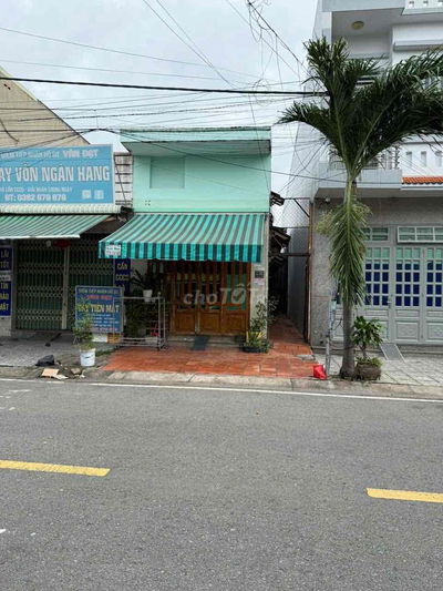 cần bán căn nhà cấp 4 kdc vietsing dt 150m2 full thổ cư