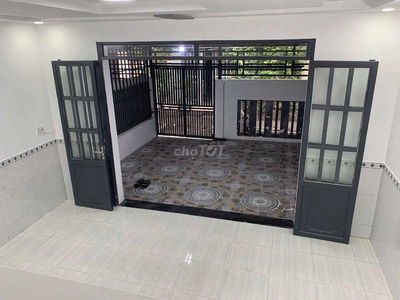 Nhà tân kim tập đoàn 4 ql50.gần cầu ông thìn.cách bến xe quận8 20 phút