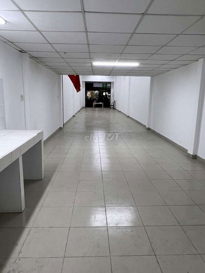 Mặt Tiền 4x30m. Phạm Văn Bạch, P15, Gò Vấp. Trệt lửng 2WC. Gần chợ