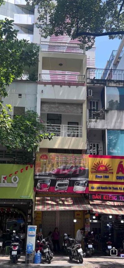 nguyên căn mặt tiền 5lầu NGUYỄN CHÍ THANH Q10(3,5x18)1trệt 5lâu 5p5wc