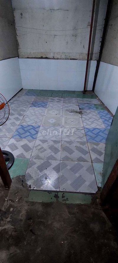 Cho thuê phòng 140 nguyễn văn lượng 1tr350