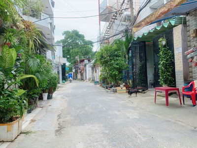 3TY950 GÒ VẤP QUANG TRUNG 2TANG 2PN