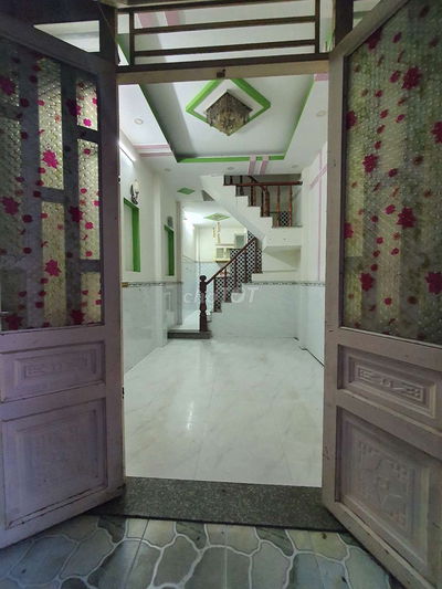 Nhà Ở Gia Đình 3x8 2lầu 3pn 2 tolet Hẻm Xe 3 gác cụt