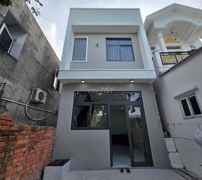 Nhà Nguyên Căn  Ngay CV Phần Mềm Quang Trung