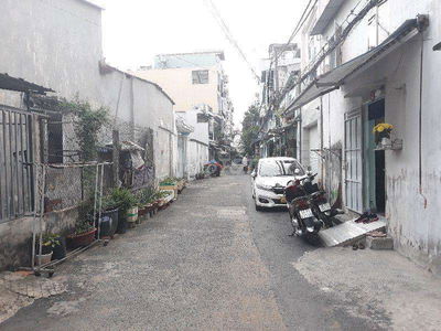 Bán Nhà Ngang 9,4M 122M2Đường Huỳnh Văn nghệ P 15 Tân Bình giá 12,5Tỷ