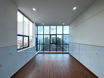 Cho thuê văn phòng 50m2 cửa sổ lớn giá chỉ 5tr/tháng