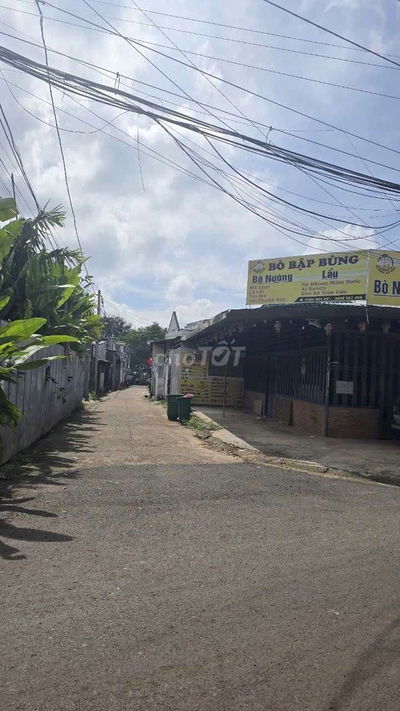 Nhà gác lửng hẻm Đinh Núp - Buôn Ma Thuột