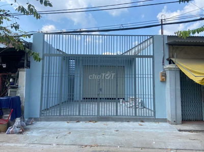 Nhà 6x26m, mặt tiền đường Lê Thị Kim gần Nguyễn Thị Thử ngã tư Hóc Môn