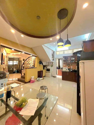 NGAY ĐỖ XUÂN HỢP QUẬN 9, 3 TẦNG,78M2 NGANG 5M, SÁT MẶT TIỀN ĐƯỜNG