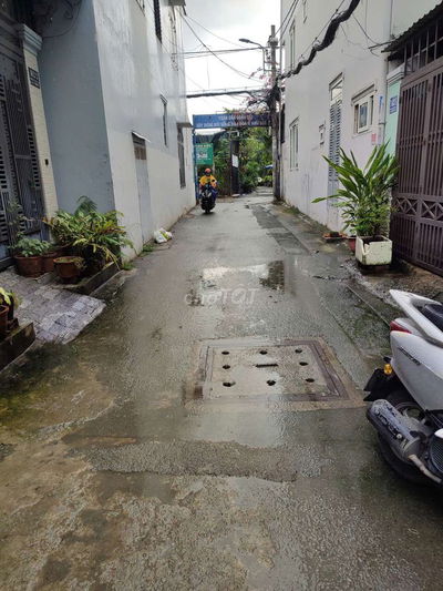 Nguyên căn 162/3 đường số 9, 4x18m, 4 phòng ngủ, nhà mới